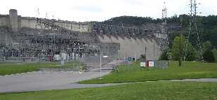 Click to see 01 Backside Wolf Ck dam.jpg